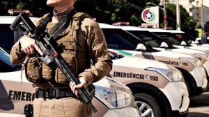 Quadro de estudos com matérias do concurso da PM SC organizadas por cores